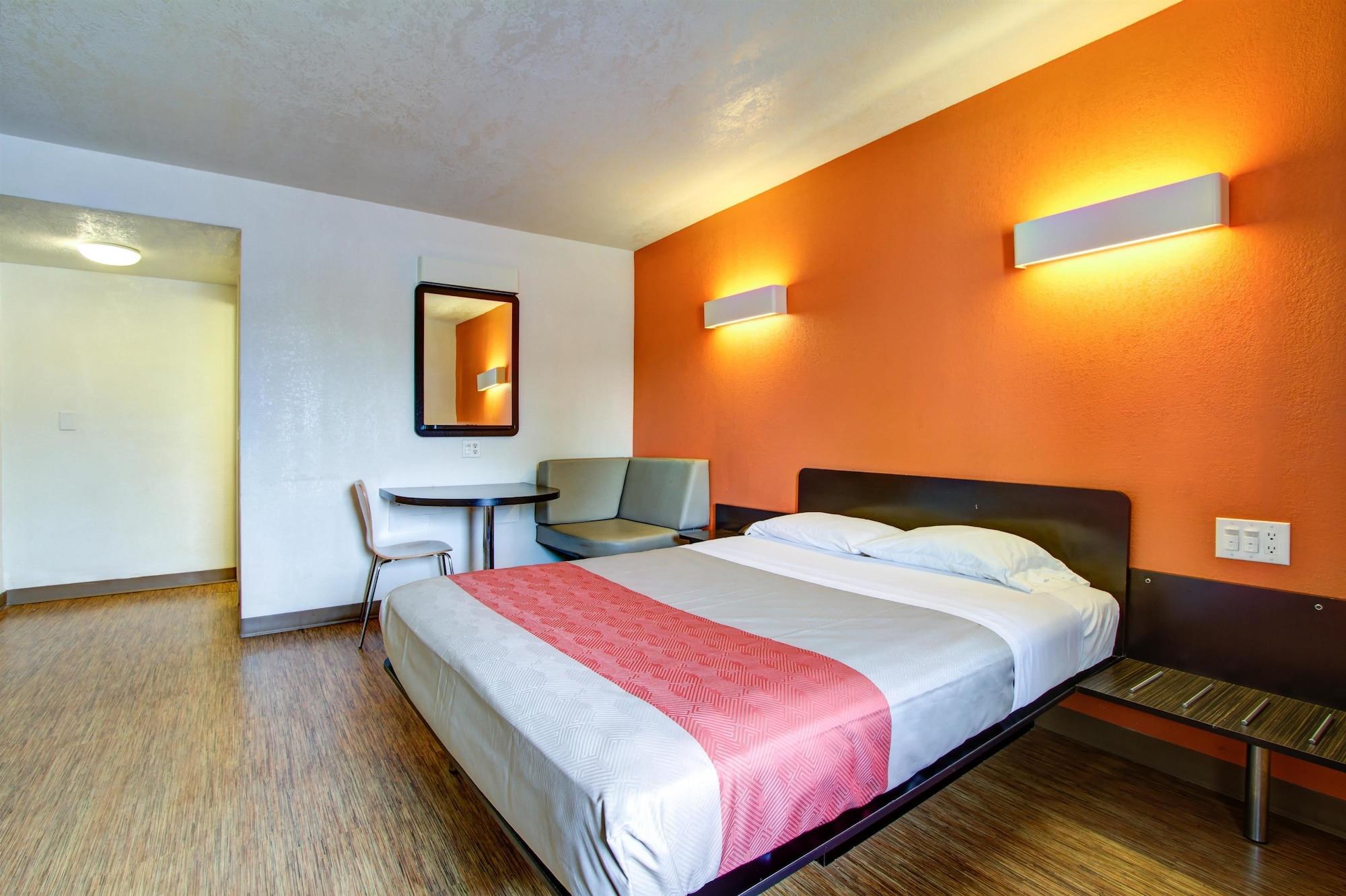 6-richfield, Oh Hotel 2*