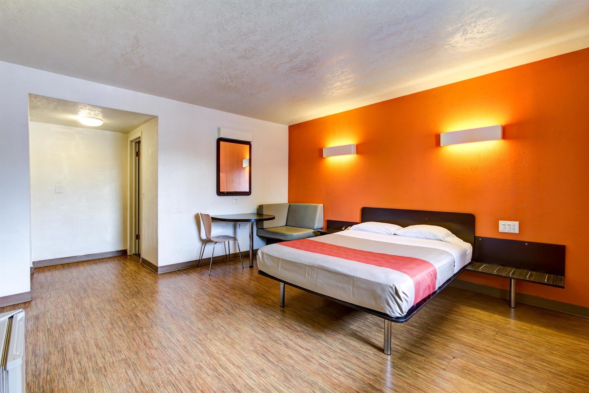 6-richfield, Oh Hotel 2*